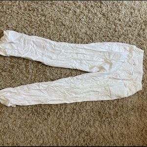 NWOT Motherhood Maternity Linen Pants